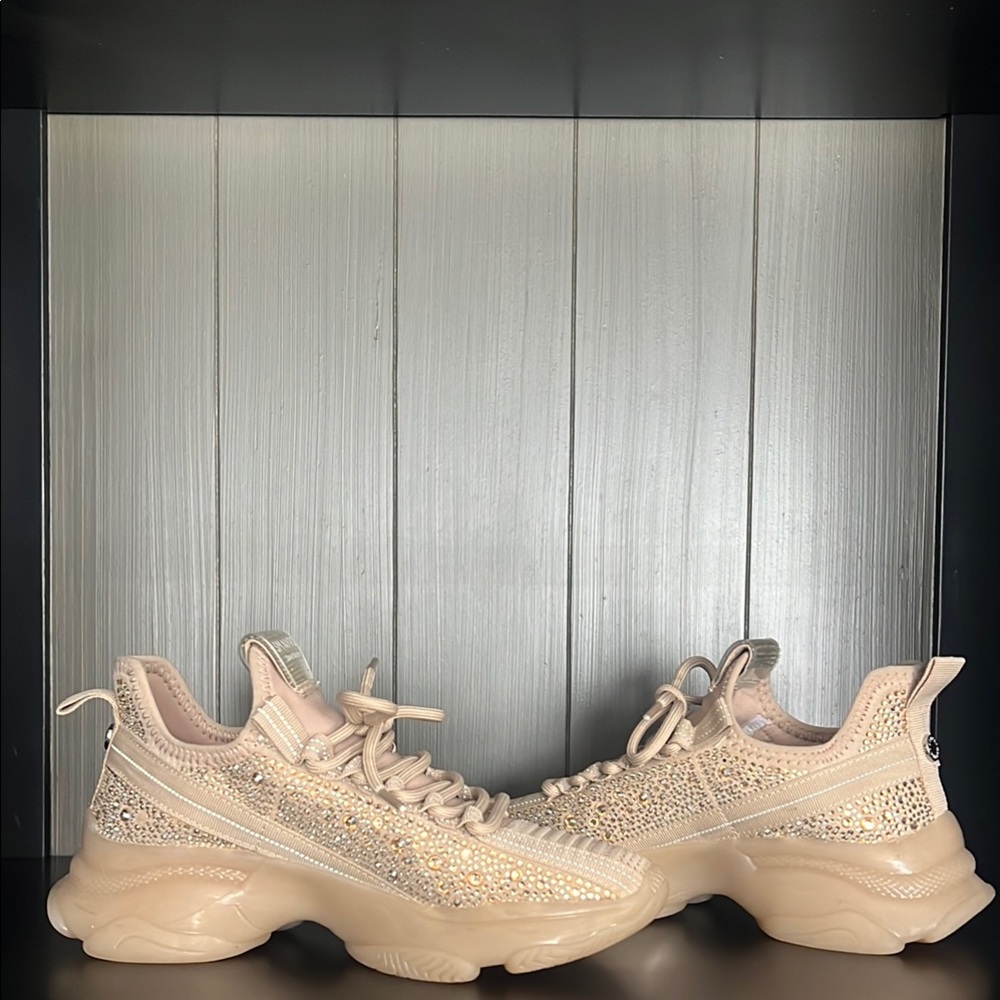 Steve Madden Cream Chunky Sole Sneakers